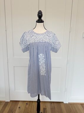 💙🤍 Buddy Love Blue & White Striped Dress Small 🤍💙